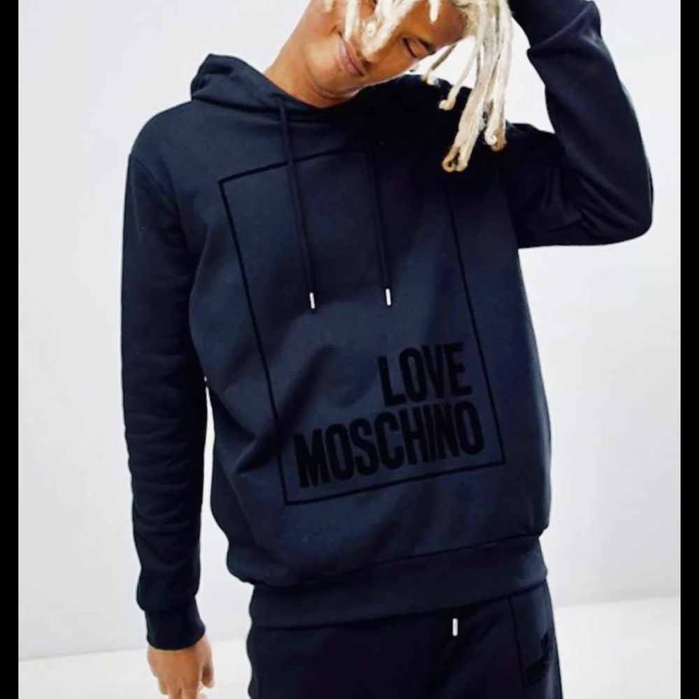 NWT!💝Moschino hoodie